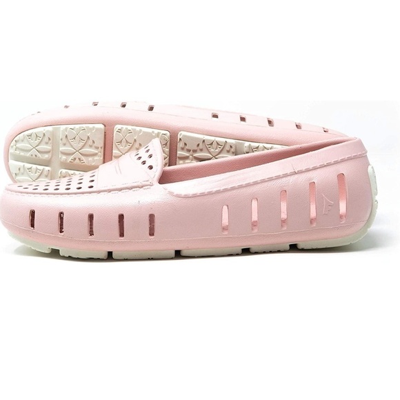 ⭐️FLOAFERS Posh Driver⭐️ - Picture 2 of 10